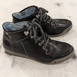 Wolky comfort shoes - Dark blue / Souliers Wolky confortables bleu foncé